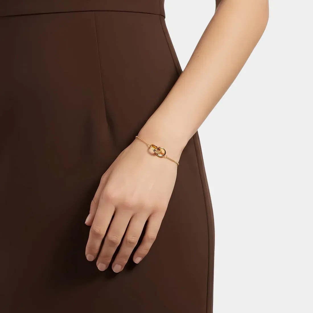 Tiffany & Co. Браслет Interlocking Circles Chain Bracelet in Yellow Gold - фото 2