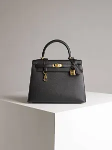 Hermès Сумка Sellier Kelly 25 Black Epsom Gold Hardware - фото 1