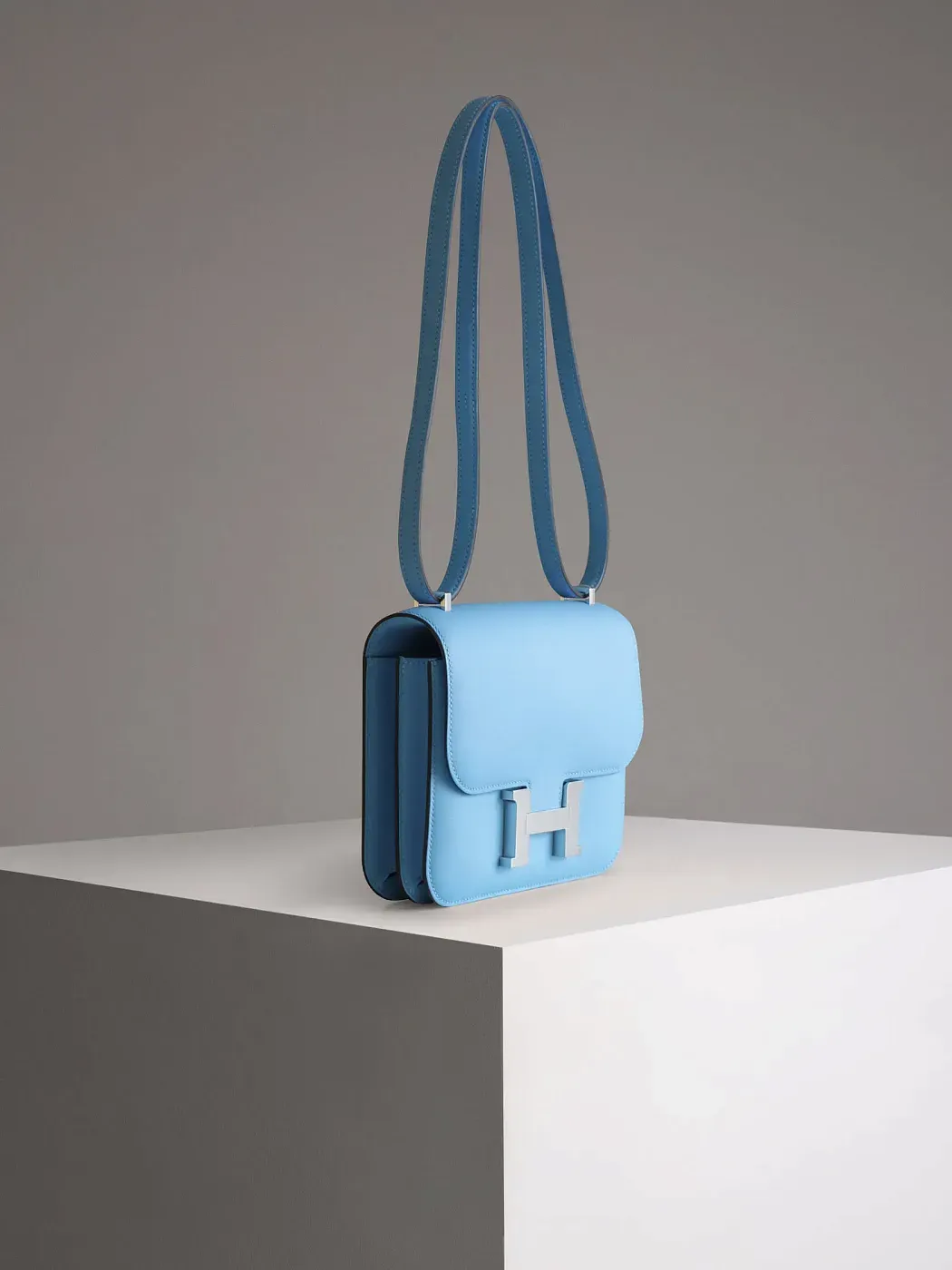 Hermès Сумка Constance 18 Mini Celeste Swift Palladium Hardware - фото 3
