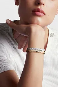 Chanel Браслет Coco Crush Blanc - фото 2