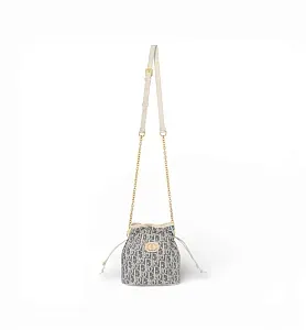 Dior Сумка Mini Drawstring Bucket 30 Montaigne - фото 4