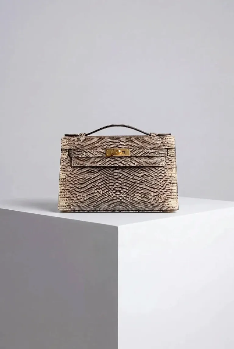 Сумка Hermes Pochette Mini Kelly Ombre Lezard Niloticus Lisse Gold Hardware - фото 1
