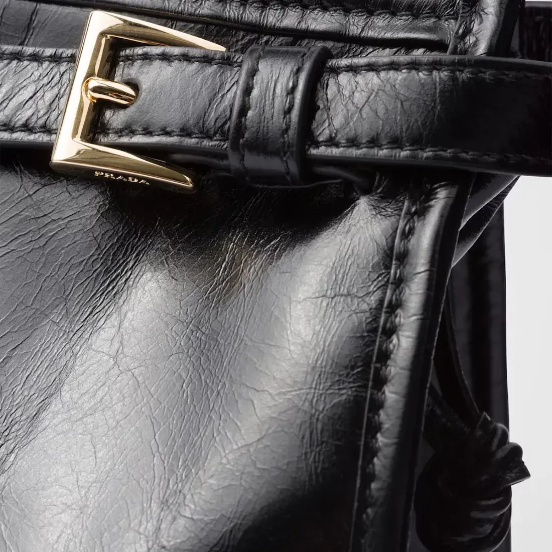 Prada Большая кожаная сумка Black - фото 6