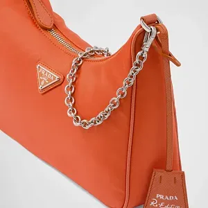 Prada Сумка Re-Edition 2005 из Re-Nylon Orange - фото 7