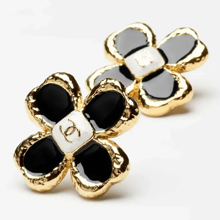 Серьги-гвоздики Chanel - фото 2