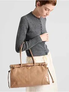 Prada Большая кожаная сумка Pale Pink - фото 2