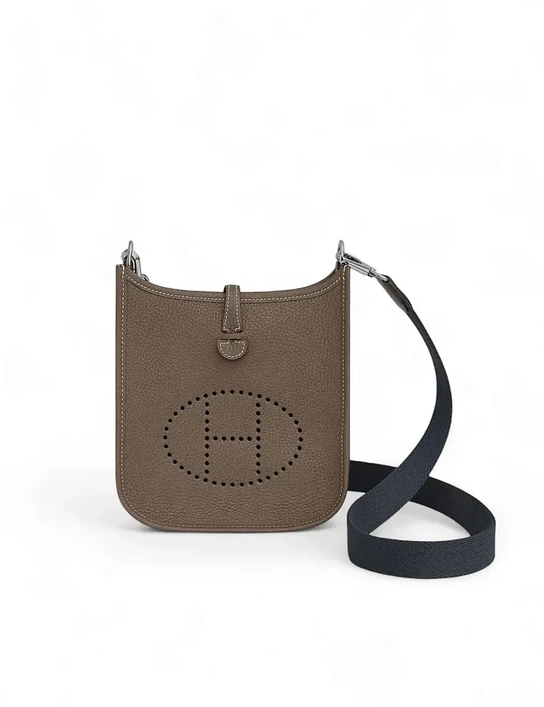 Сумка Hermes Evelyne 16 Etoupe Clemence Palladium Hardware - фото 1