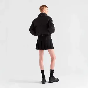 Prada Короткая куртка из Re-Nylon с пухом - фото 5
