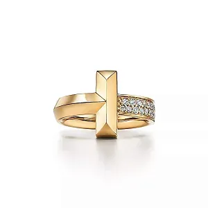 Tiffany & Co. Кольцо T T1 Ring in Yellow Gold with Diamonds Men - фото 1