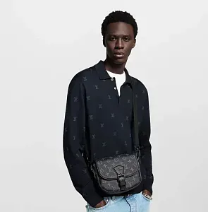 Louis Vuitton Мессенджер Montsouris PM - фото 2