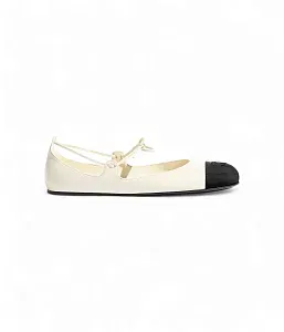 Chanel Кожаные туфли Мэри-Джейн Ivory/Black - фото 1