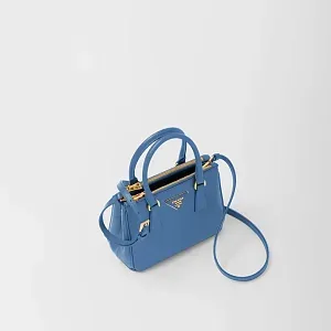 Prada Мини-сумка Galleria из сафьяновой кожи Light Blue - фото 3