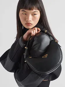 Prada Маленькая кожаная сумка через плечо Arque Black - фото 2