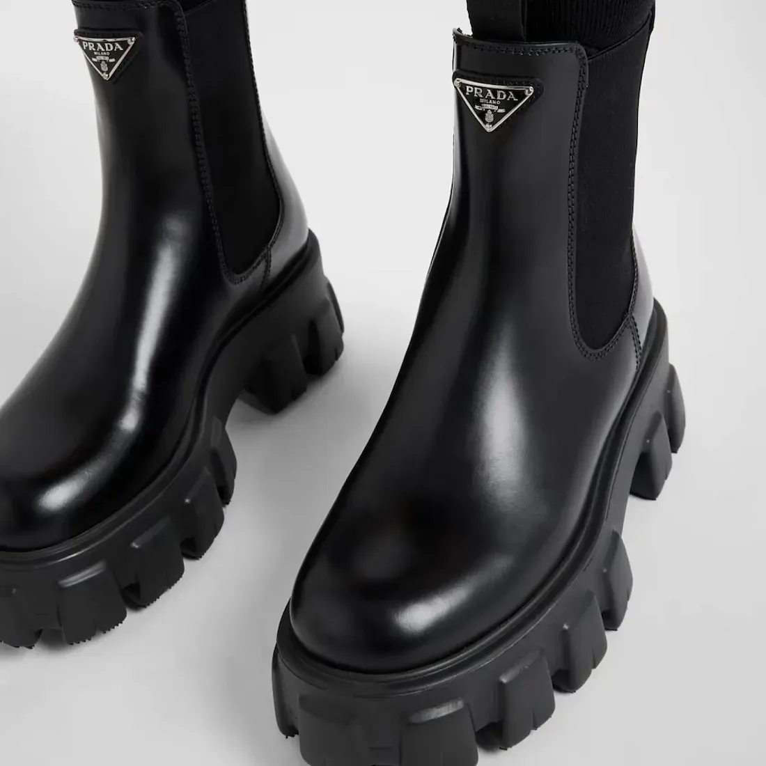Prada Ботинки Chelsea Monolith из матовой кожи - фото 7