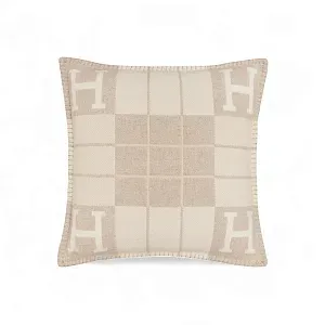 Hermès Подушка Avalon 52 см Coco Camomille - фото 1