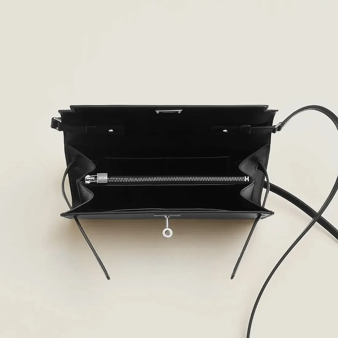 Hermès Кошелек Kelly To Go Noir Box Palladium Hardware - фото 3