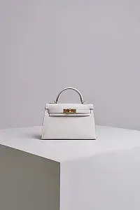 Hermès Сумка Kelly Mini 20 Gris Pale Epsom Gold Hardware - фото 1