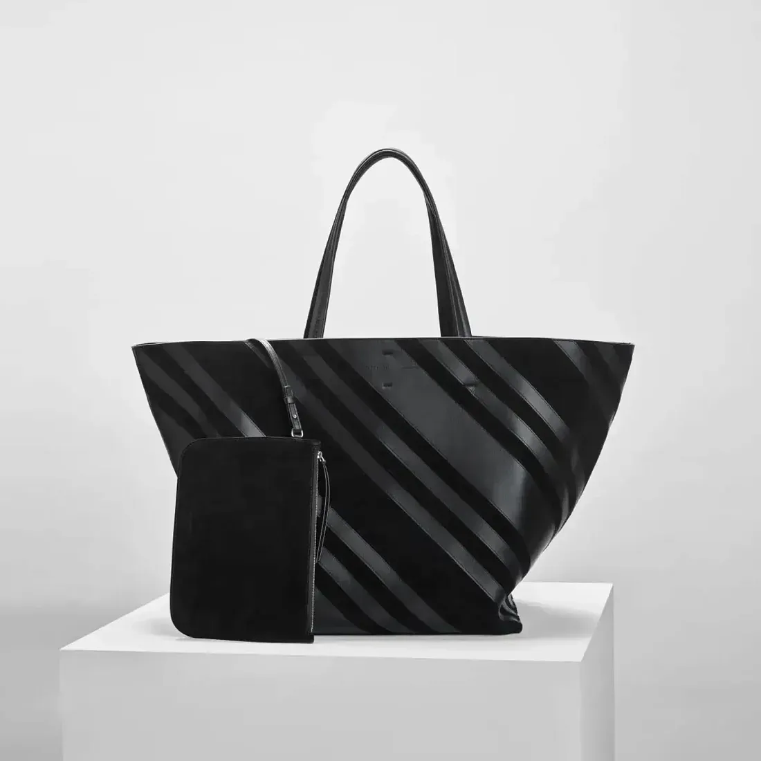 Phoebe Philo Сумка Cabas Black - фото 5