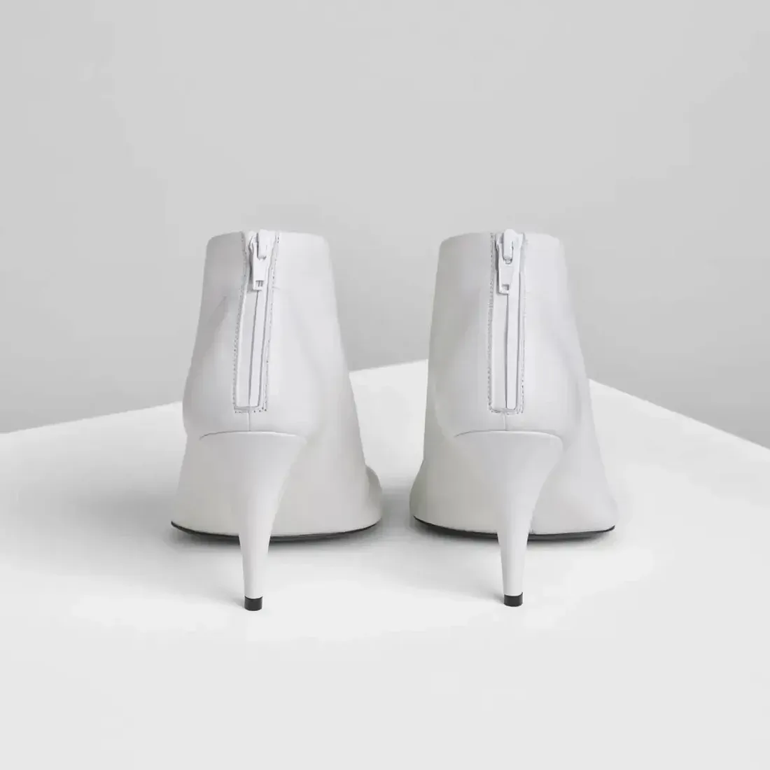Phoebe Philo Мягкие ботильоны 90 White - фото 4