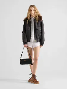 Prada Средняя сумка через плечо из Re-Nylon и кожи с замком - фото 2