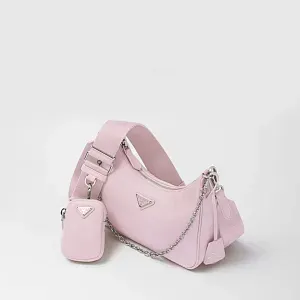 Prada Сумка Re-Edition 2005 из Re-Nylon Alabaster Pink - фото 3