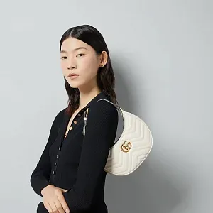 Gucci Мини-сумка на плечо GG Marmont White - фото 2