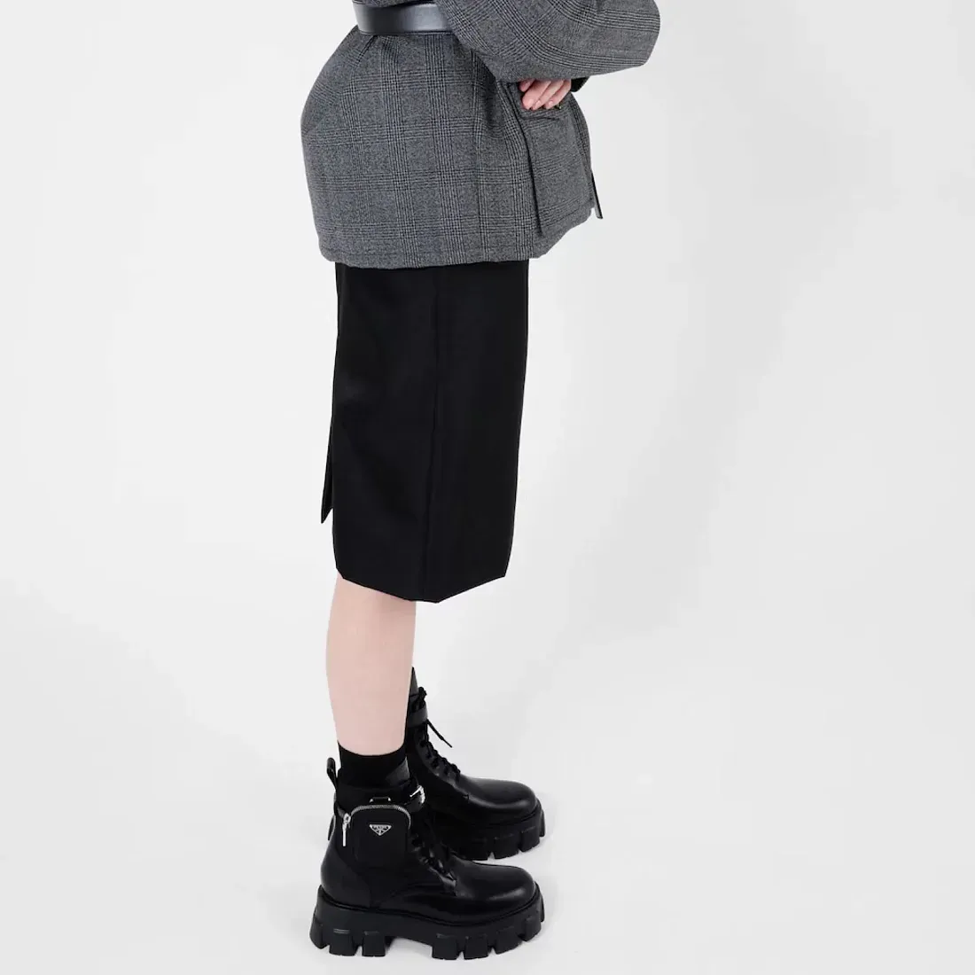 Prada Ботинки Monolith из кожи и Re-Nylon Black - фото 2