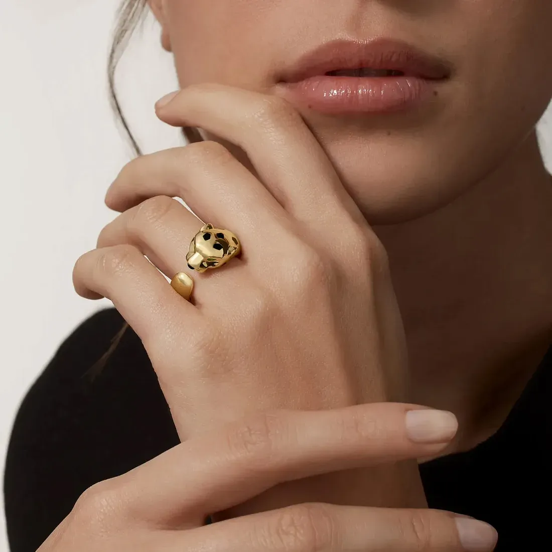 Cartier Кольцо средняя модель Panthere de Yellow Gold - фото 2