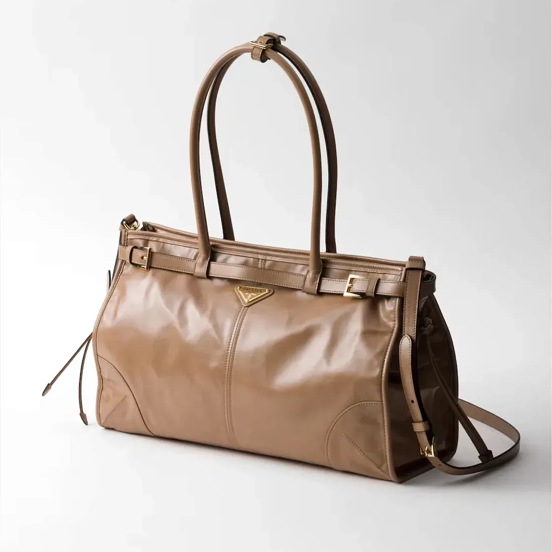 Prada Большая кожаная сумка Pale Pink - фото 3