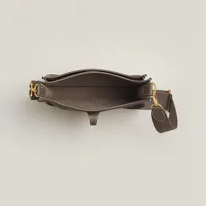 Hermès Сумка Evelyne 29 Etoupe Clemence Gold Hardware - фото 3