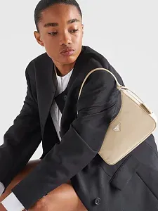 Prada Мини-сумка Re-Edition 2005 из Re-Nylon и сафьяновой кожи Desert Beige - фото 8