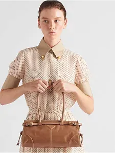 Prada Средняя кожаная сумка Cameo - фото 9