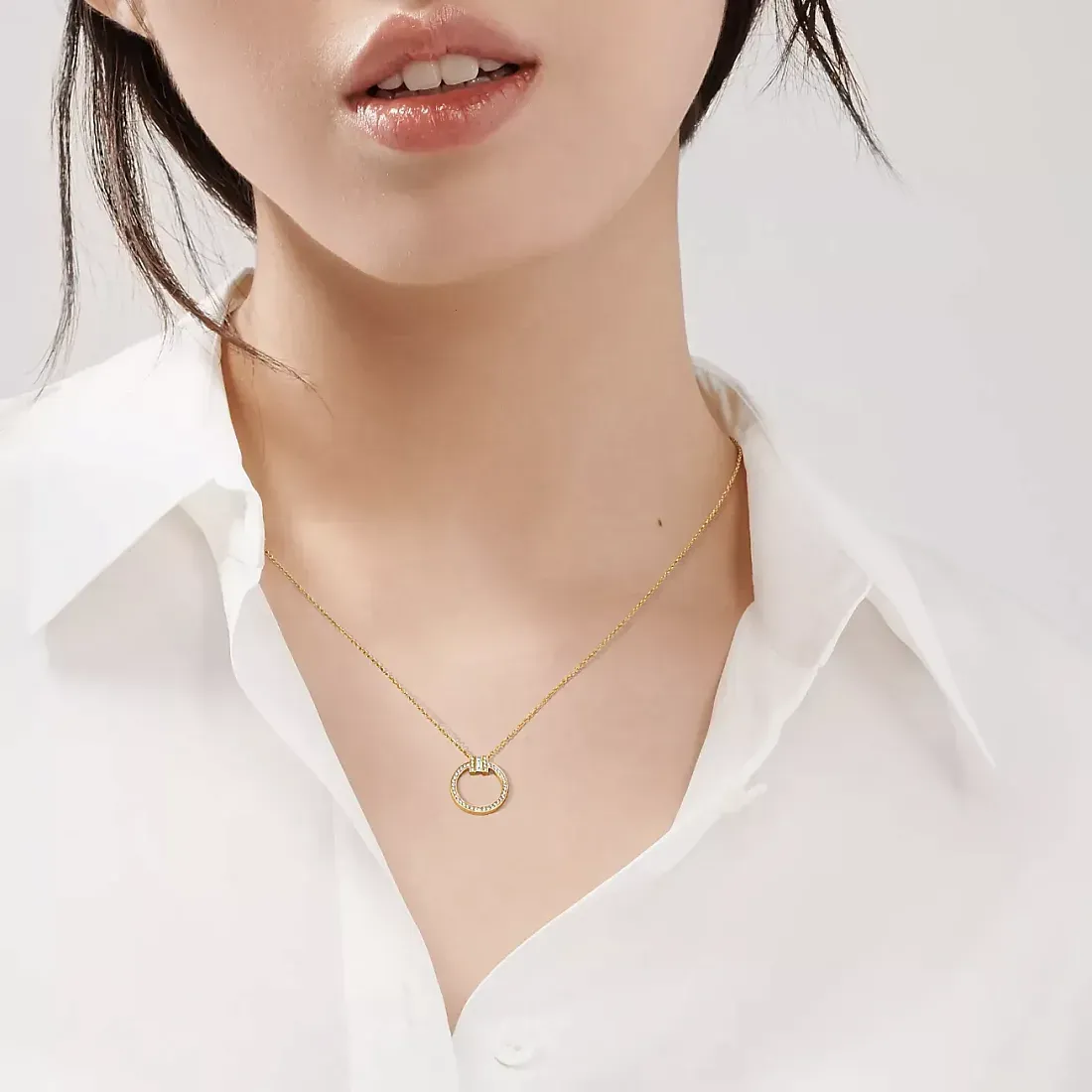 Tiffany & Co. Подвеска T Diamond Pendant a Baguette Diamond Yellow Gold - фото 2