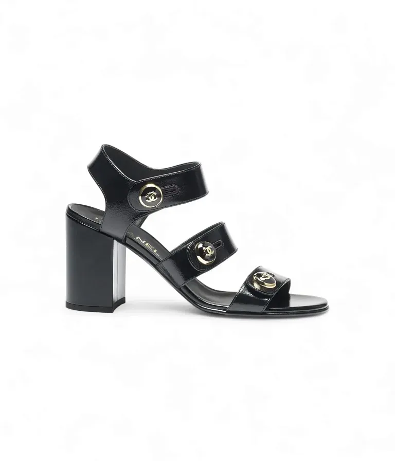 Кожаные босоножки Chanel - фото 1
