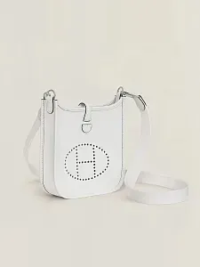 Hermès Сумка Evelyne Mini 16 New White Clemence Palladium Hardware - фото 4