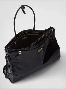 Prada Сумка большого размера из кожи Black - фото 4