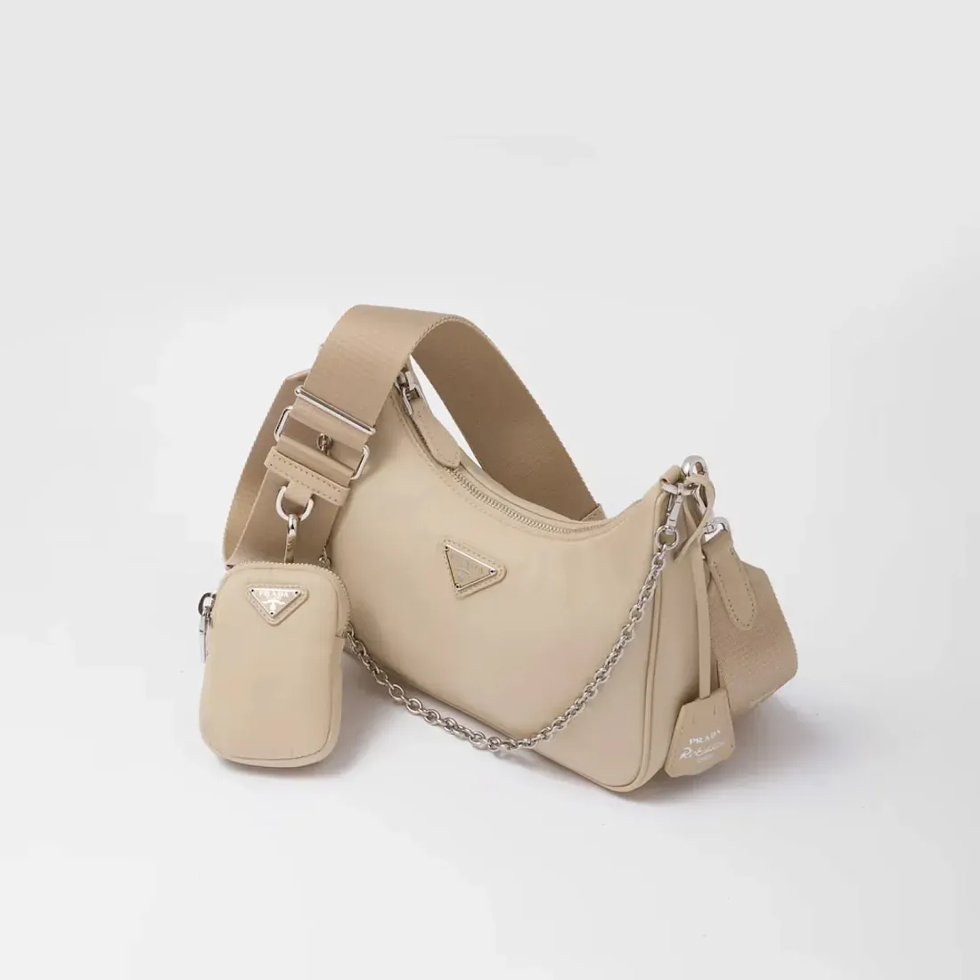 Prada Сумка Re-Edition 2005 из Re-Nylon Desert Beige - фото 3