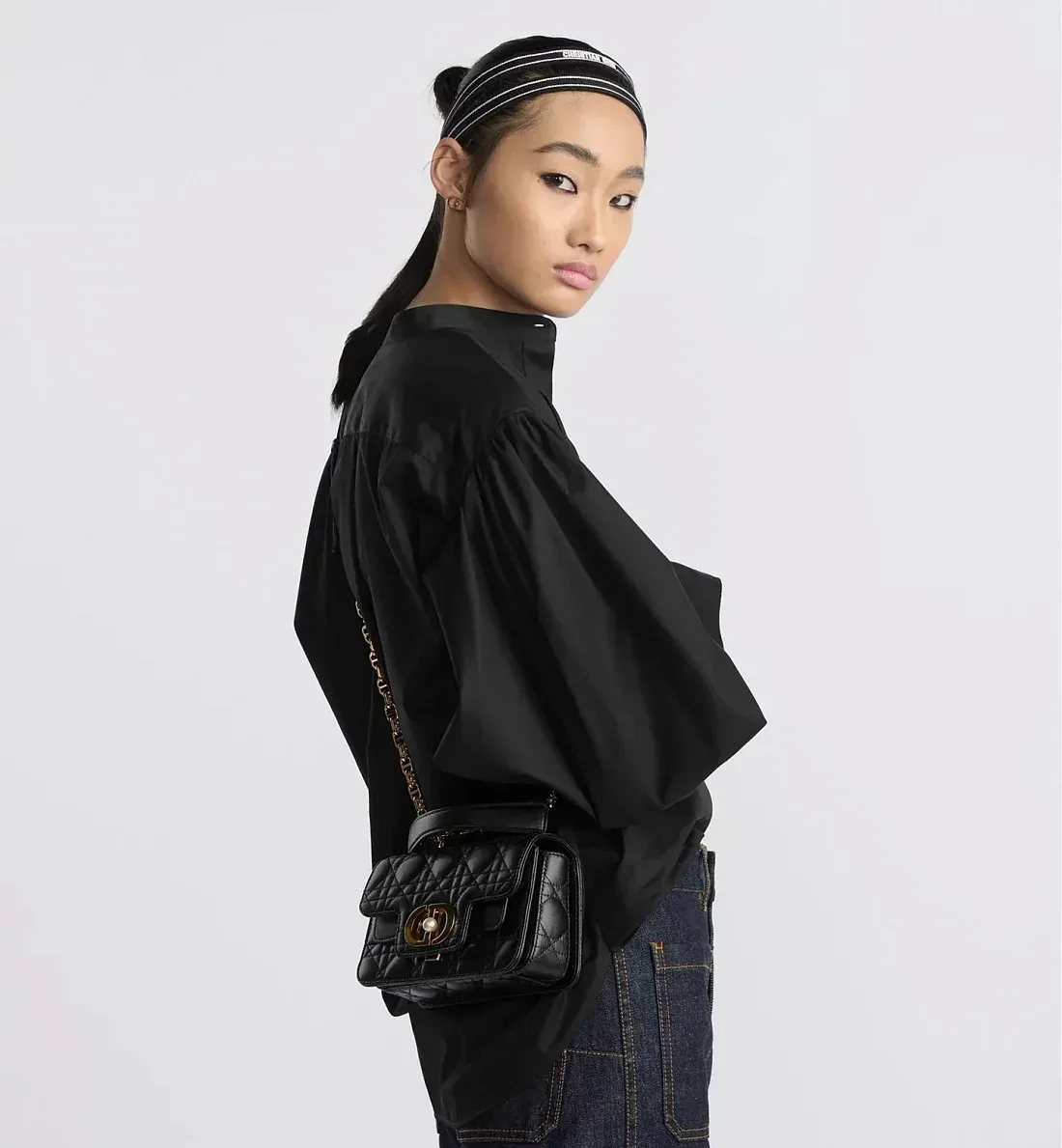 Dior Сумка Top Handle Jolie мини-формата Black - фото 2