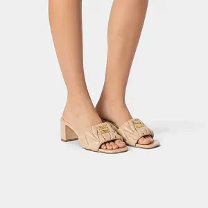 Miu Miu Босоножки Matelasse Sand Beige - фото 2