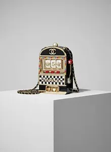 Chanel Сумка Casino Monaco Slot Machine Minaudiere Pale Gold Hardware - фото 1