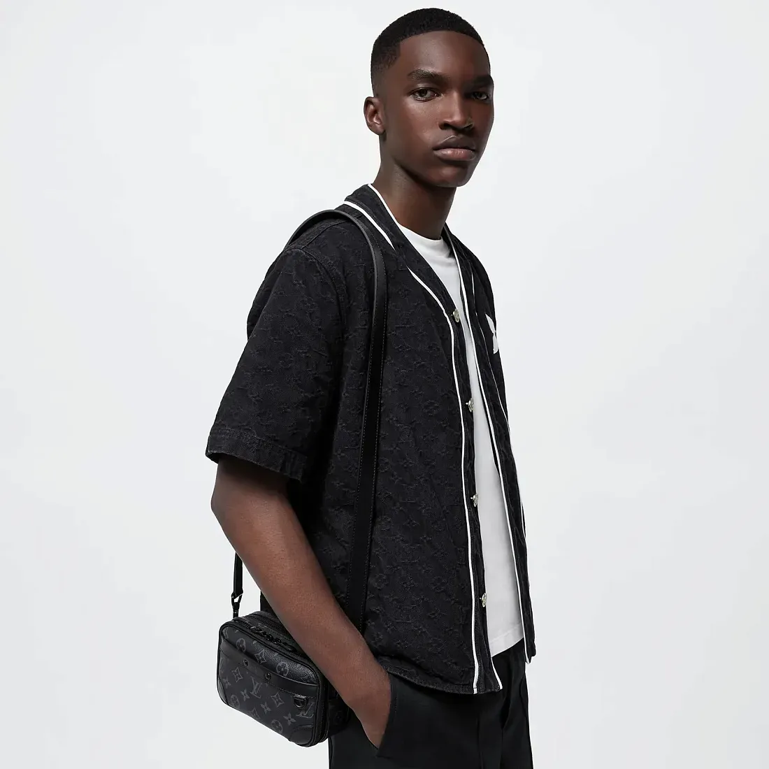 Louis Vuitton Бумажник Alpha Wearable Monogram Shadow - фото 3