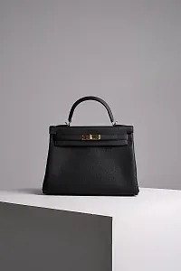Hermès Сумка Kelly 32 Black Togo Gold Hardware - фото 1