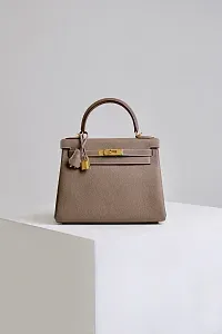 Hermès Cумка Kelly 28 Etoupe Togo Gold Hardware - фото 1