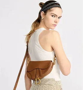 Dior Сумка с ремнем Soft Saddle camel мини-формата - фото 2