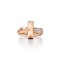 Tiffany & Co. Кольцо T T1 Ring with Diamonds Rose Gold - фото 1