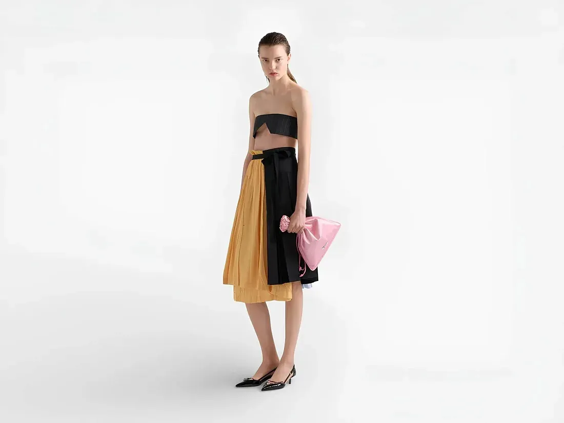 Prada Мешочек Wish Petal Pink - фото 2