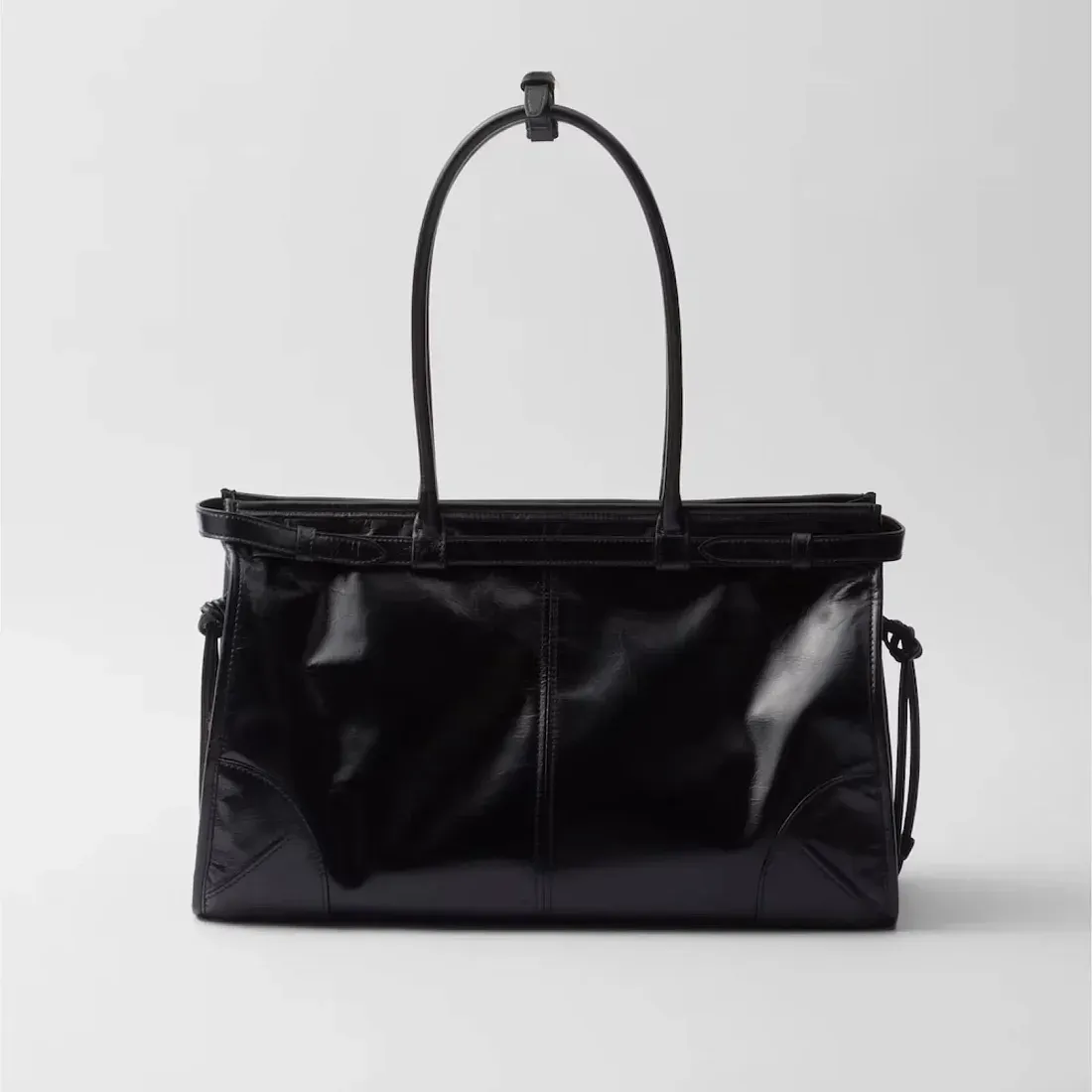 Prada Большая кожаная сумка Black - фото 4