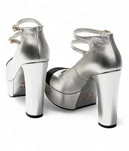 Chanel Кожаные туфли Мэри-Джейн Silver/Black - фото 2