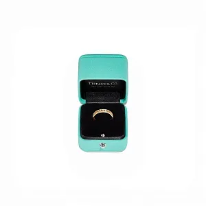 Tiffany & Co. Обручальное кольцо T True Narrow Ring in Gold with Pave Diamonds - фото 5