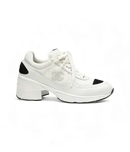 Chanel Тканевые кроссовки White / Black - фото 1